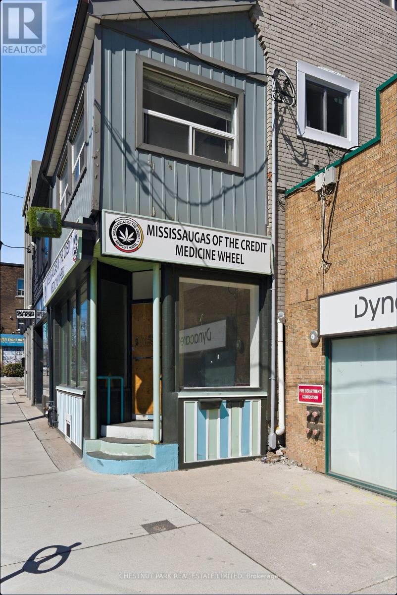 41 Roncesvalles Avenue, Toronto, Ontario M6R 2K4 - Photo 38 - W12998476