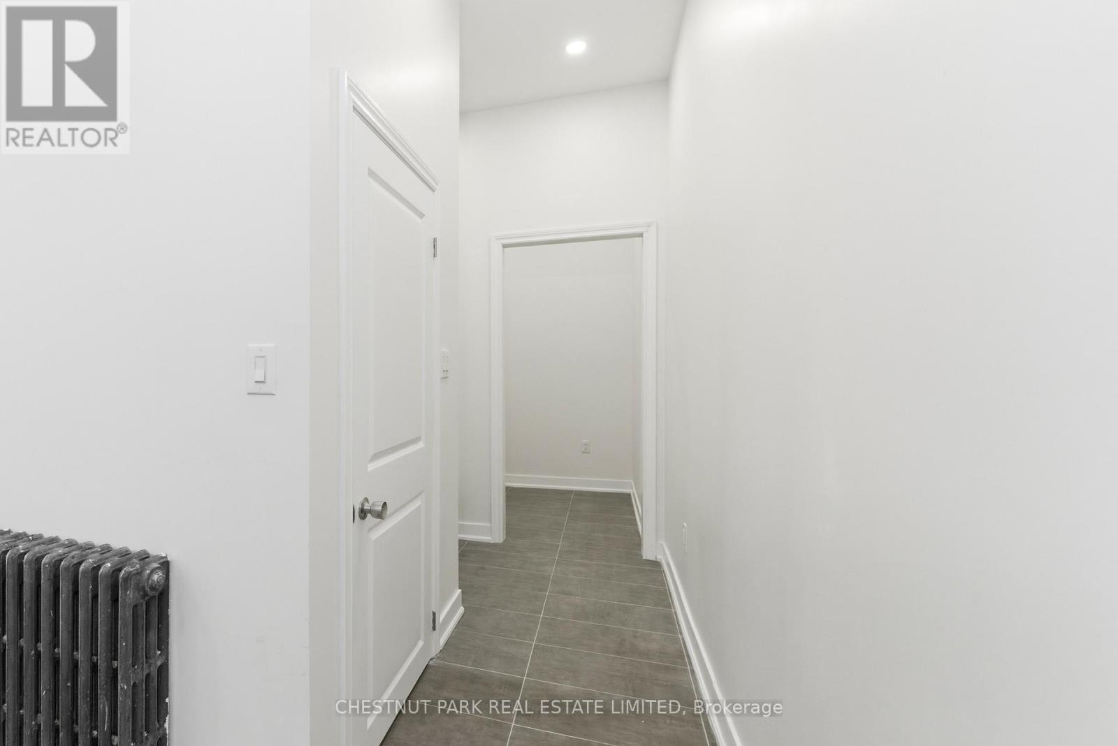 41 Roncesvalles Avenue, Toronto, Ontario M6R 2K4 - Photo 5 - W12998476