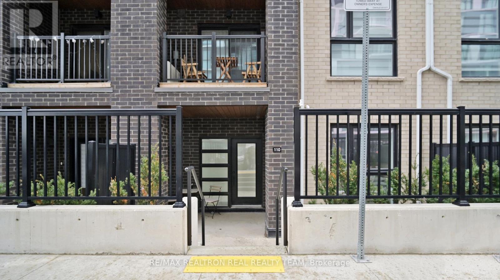 110 - 349 Wheat Boom Drive, Oakville, Ontario  L6H 7X5 - Photo 3 - W12998480