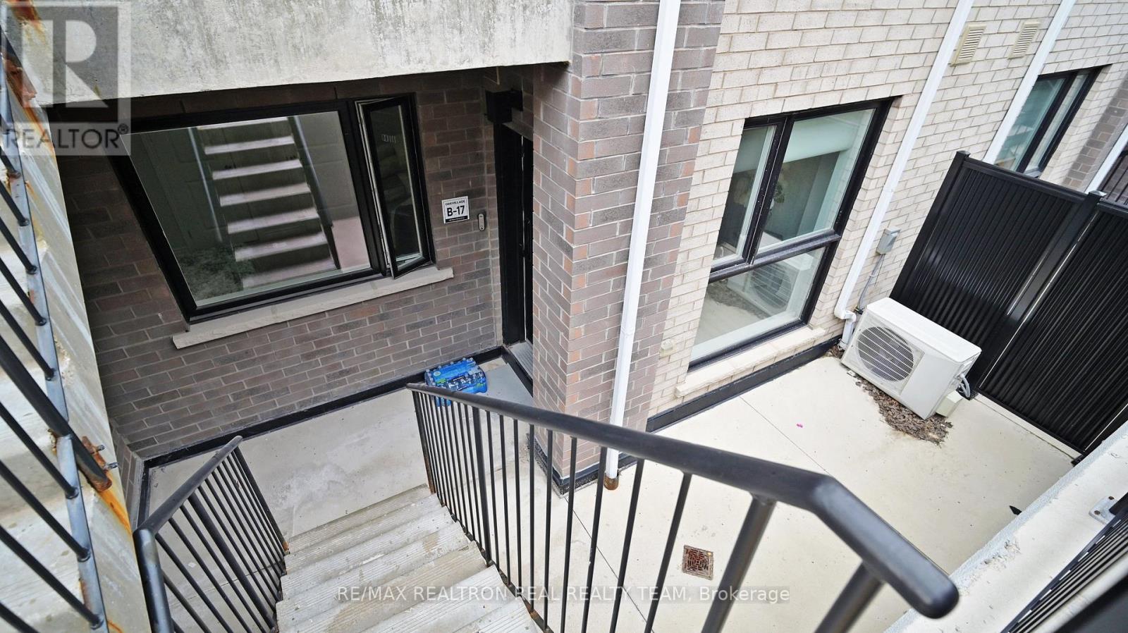 110 - 349 Wheat Boom Drive, Oakville, Ontario  L6H 7X5 - Photo 37 - W12998480