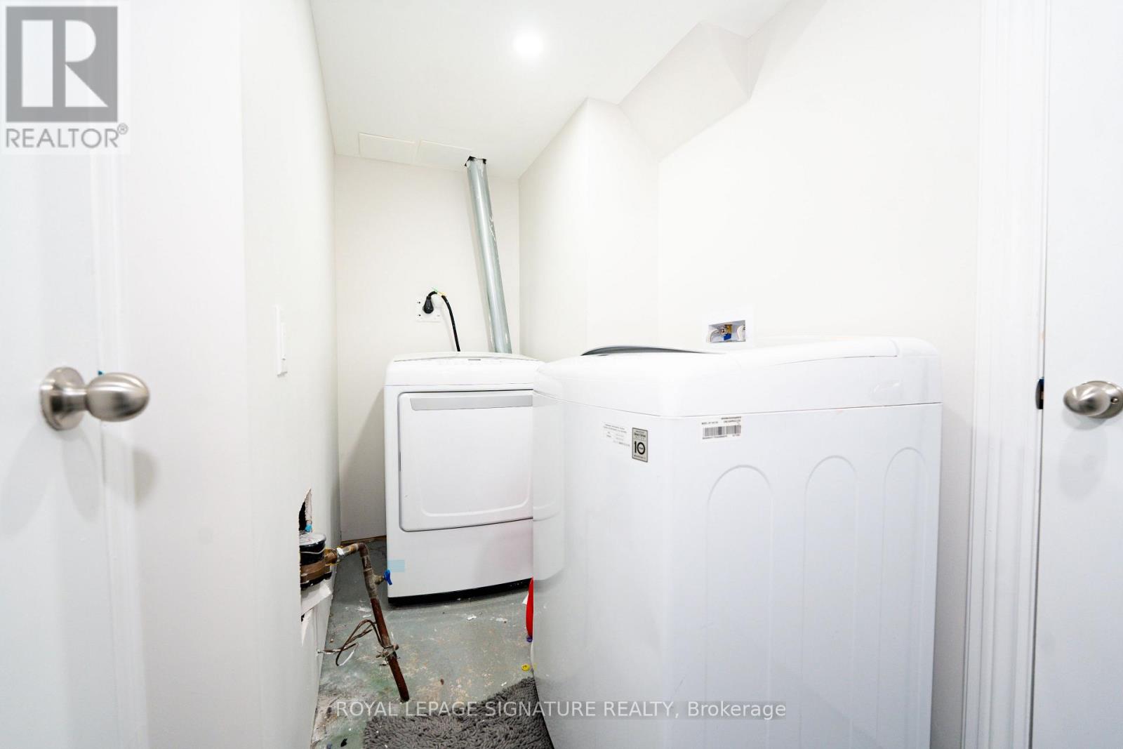 Bsmt - 3163 Galbraith Drive, Mississauga, Ontario  L5L 3Y9 - Photo 19 - W12998482