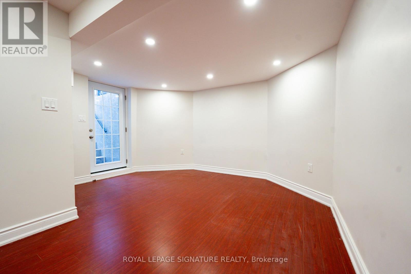 Bsmt - 3163 Galbraith Drive, Mississauga, Ontario  L5L 3Y9 - Photo 4 - W12998482