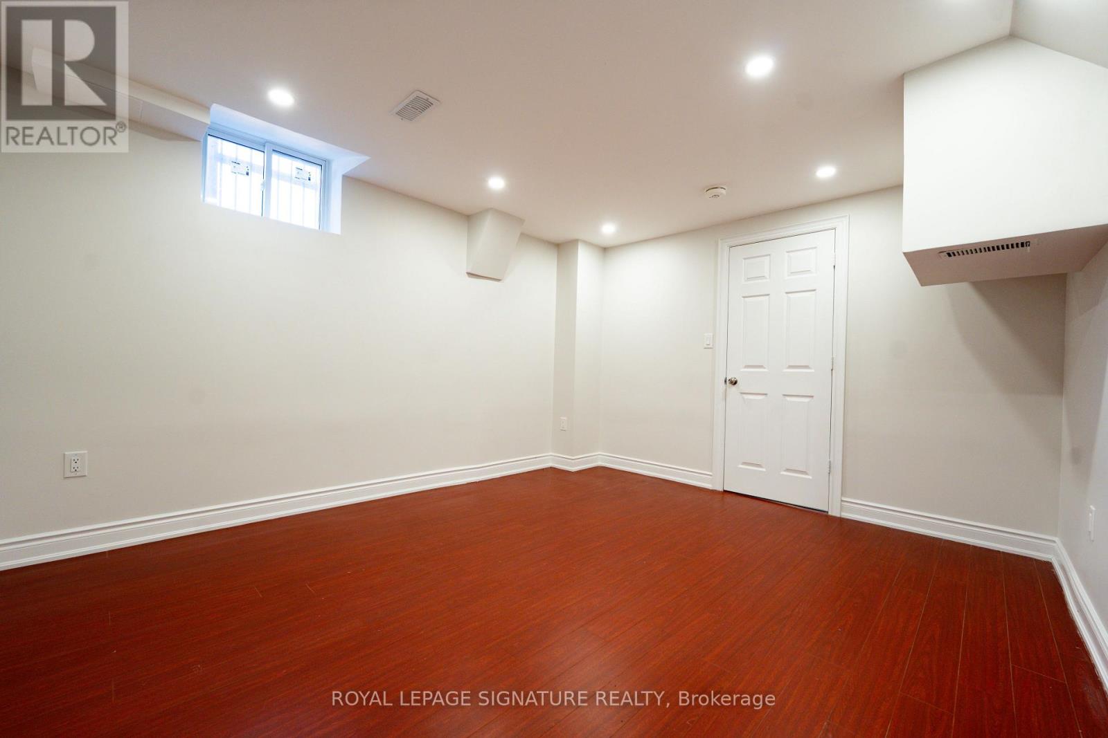 Bsmt - 3163 Galbraith Drive, Mississauga, Ontario  L5L 3Y9 - Photo 5 - W12998482