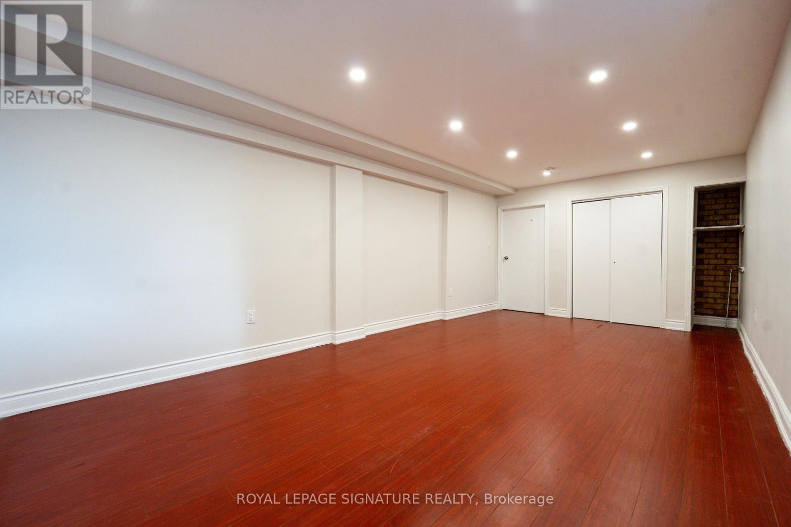 Bsmt - 3163 Galbraith Drive, Mississauga, Ontario  L5L 3Y9 - Photo 8 - W12998482