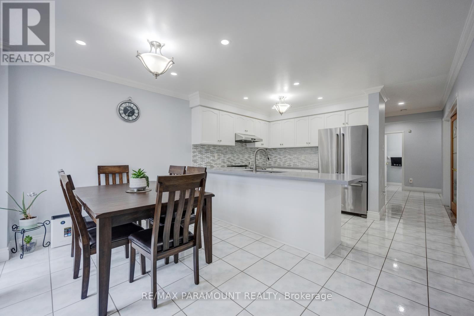 79 Porchlight Road, Brampton, Ontario  L6X 4S1 - Photo 10 - W12998502