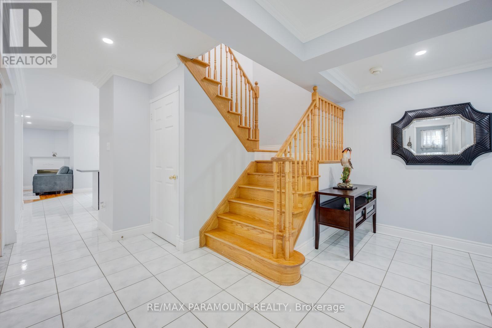 79 Porchlight Road, Brampton, Ontario  L6X 4S1 - Photo 4 - W12998502