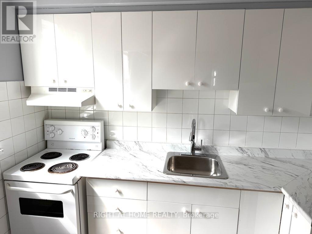 2 - 115 Eighth Street, Toronto, Ontario  M8V 3C5 - Photo 3 - W12998504