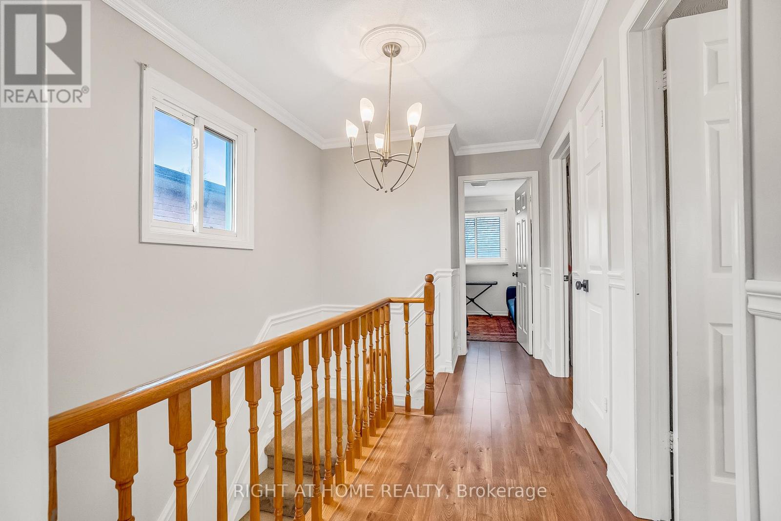 1205 Shagbark Crescent, Mississauga, Ontario  L5C 3N6 - Photo 21 - W12998520