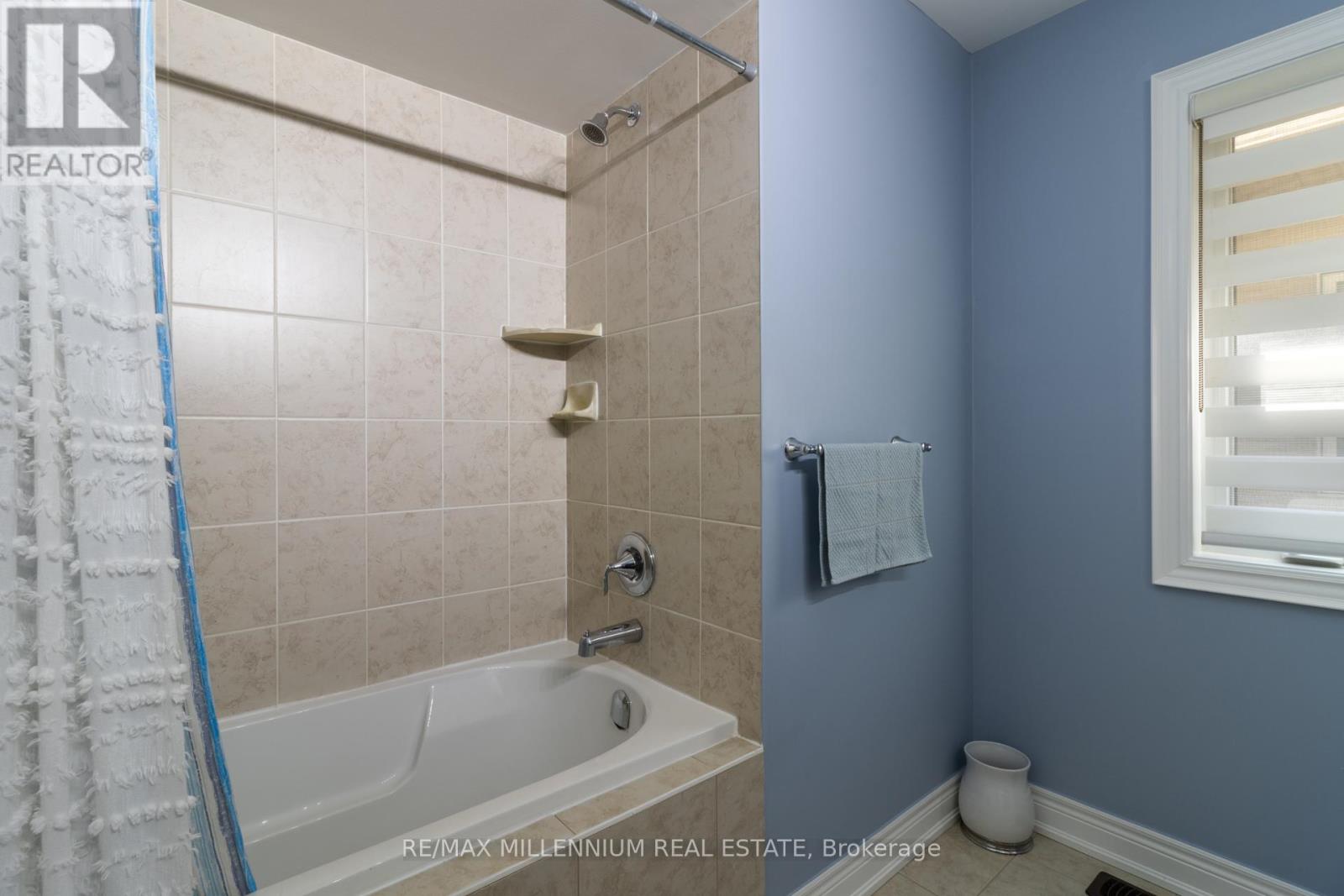 6 Trentonian Street, Brampton, Ontario  L6R 3W2 - Photo 42 - W12998528