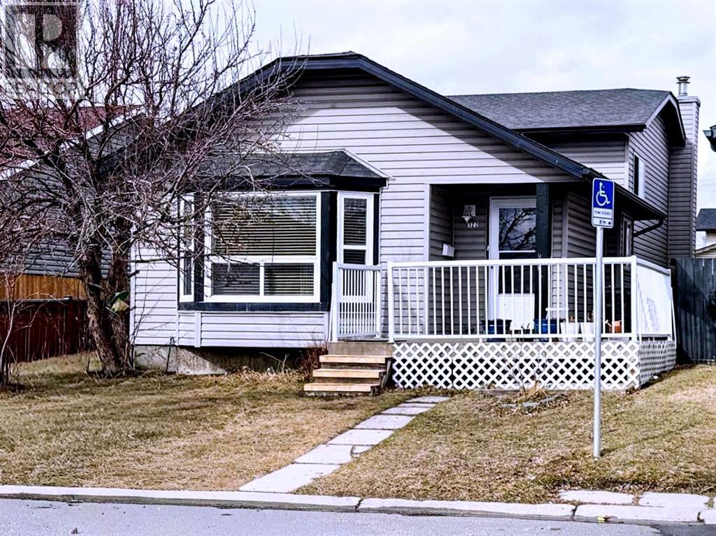127 Whitehaven Road Ne, Calgary, Alberta  T1Y 6A6 - Photo 2 - A2295438