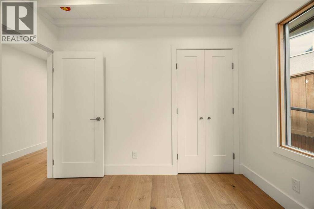 2724 Crawford Road NW, Calgary, Alberta  T2L 1E1 - Photo 13 - A2301062