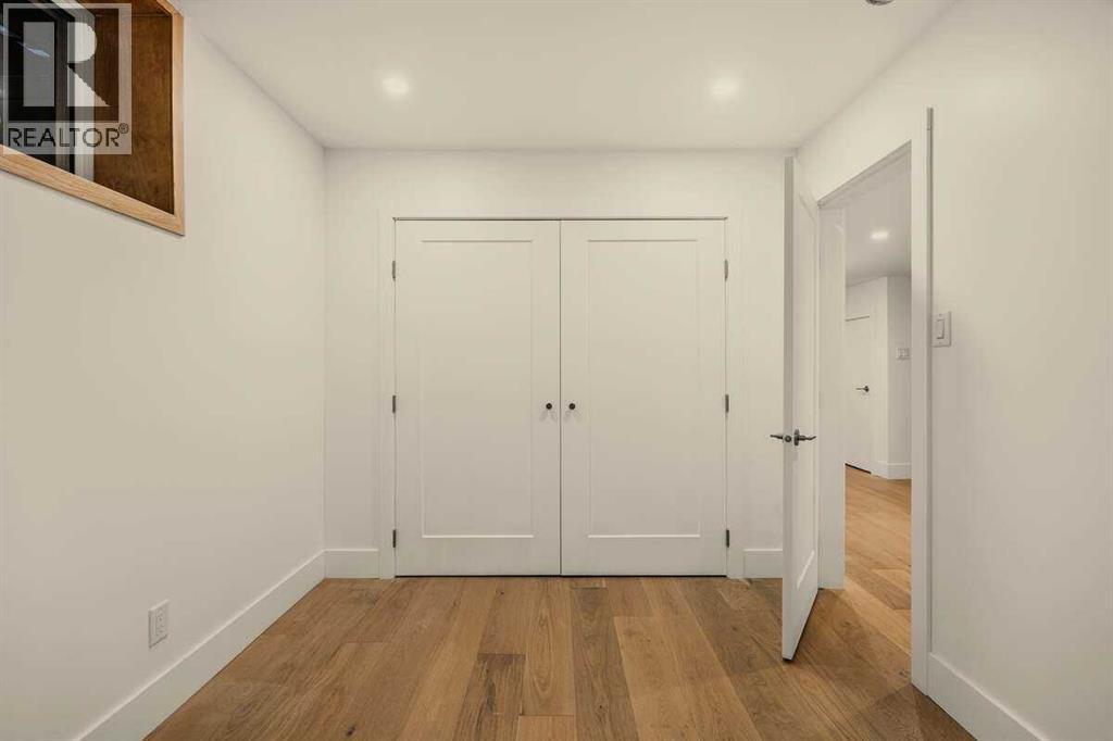 2724 Crawford Road NW, Calgary, Alberta  T2L 1E1 - Photo 24 - A2301062