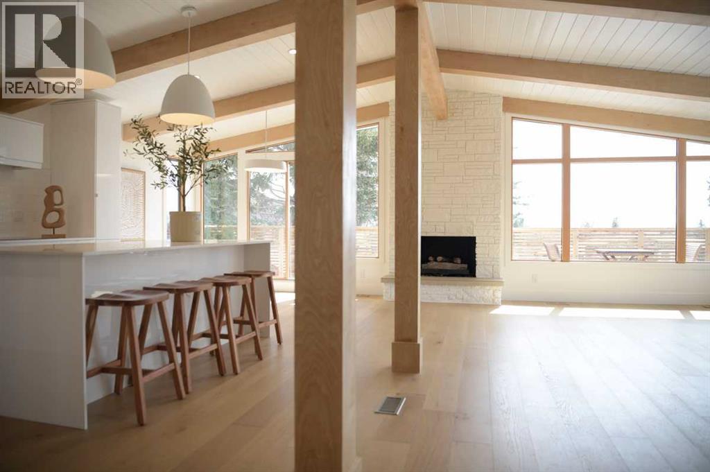 2724 Crawford Road NW, Calgary, Alberta  T2L 1E1 - Photo 6 - A2301062