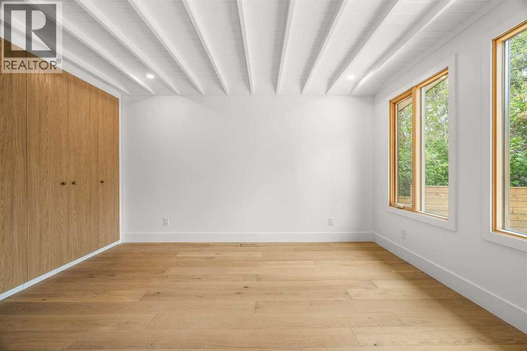 2724 Crawford Road NW, Calgary, Alberta  T2L 1E1 - Photo 15 - A2301062