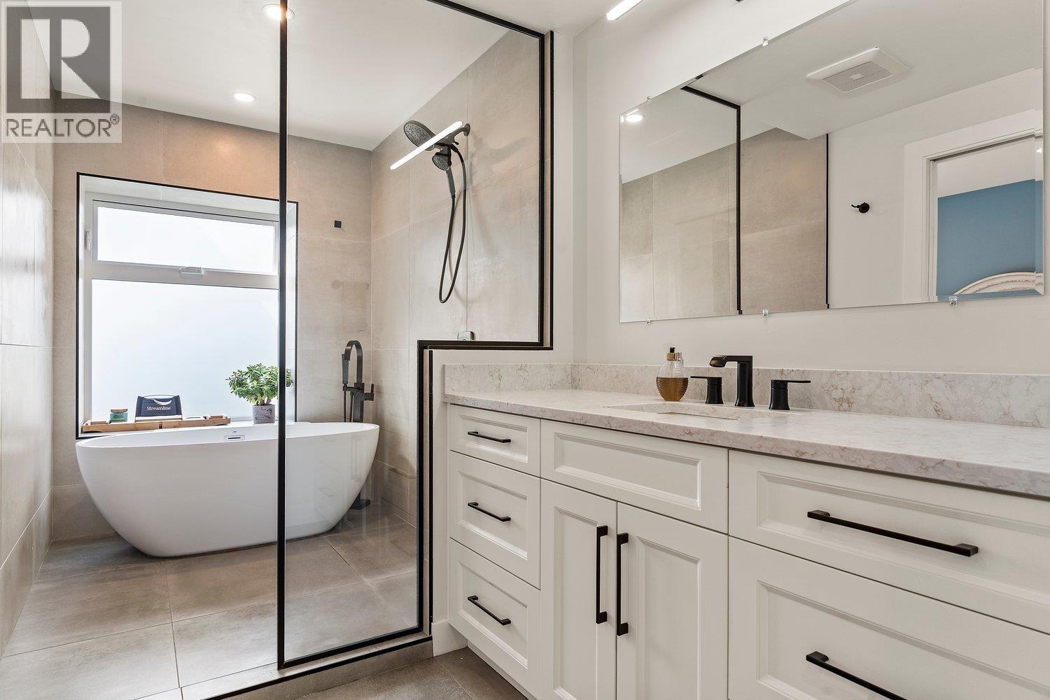 739 E 26th Street, North Vancouver, British Columbia  V7K 1A3 - Photo 17 - R3110183