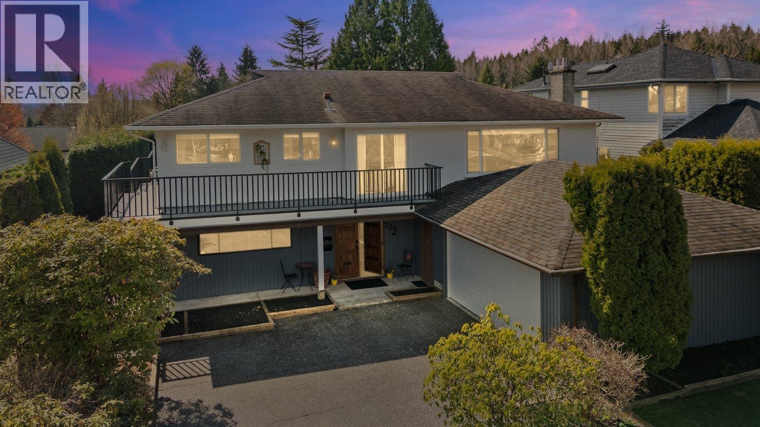 739 E 26TH STREET, North Vancouver, British Columbia