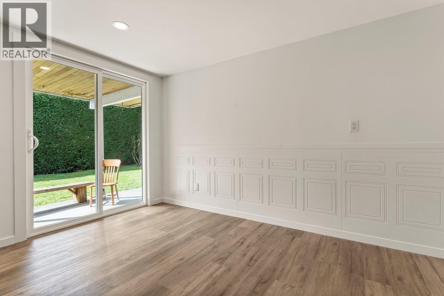 739 E 26th Street, North Vancouver, British Columbia  V7K 1A3 - Photo 27 - R3110183