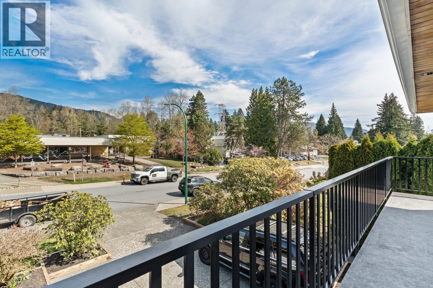 739 E 26th Street, North Vancouver, British Columbia  V7K 1A3 - Photo 31 - R3110183