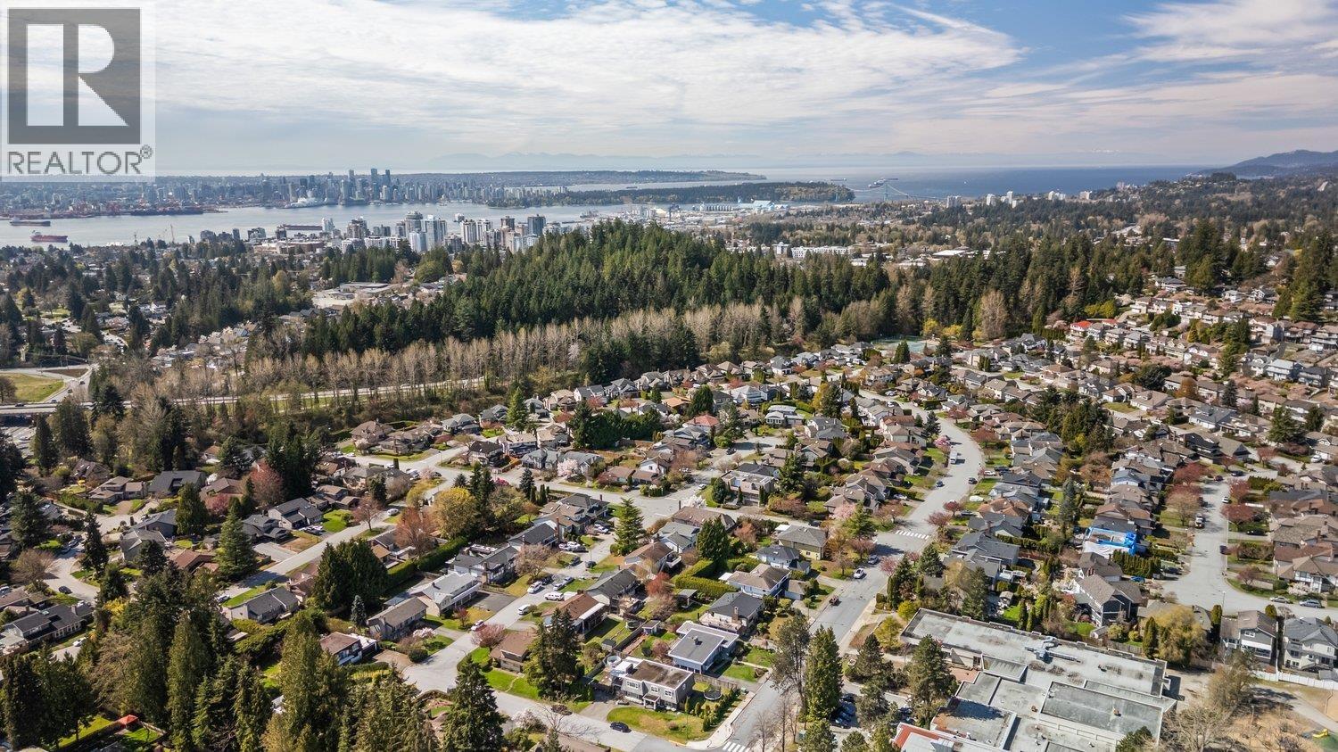 739 E 26th Street, North Vancouver, British Columbia  V7K 1A3 - Photo 38 - R3110183