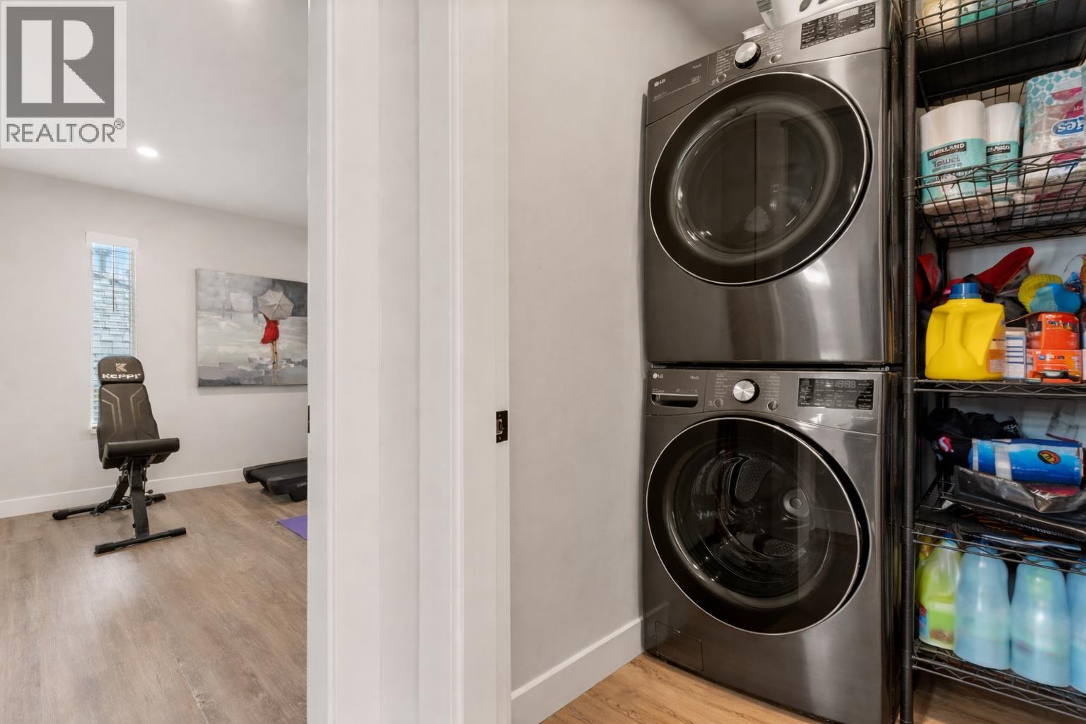 739 E 26th Street, North Vancouver, British Columbia  V7K 1A3 - Photo 22 - R3110183