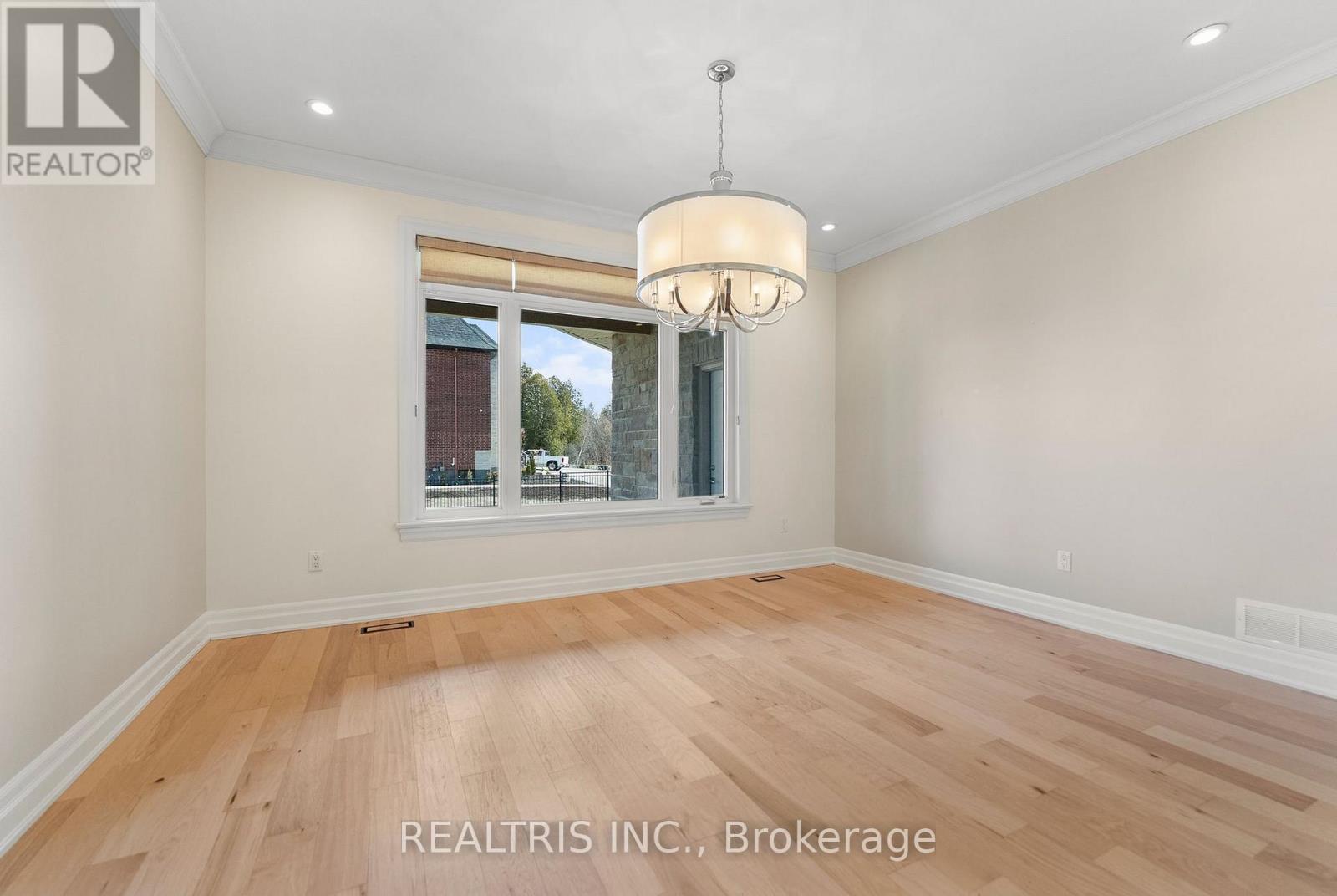 5813 Red Castle Ridge, Ottawa, Ontario  K4M 0A4 - Photo 10 - X12998464