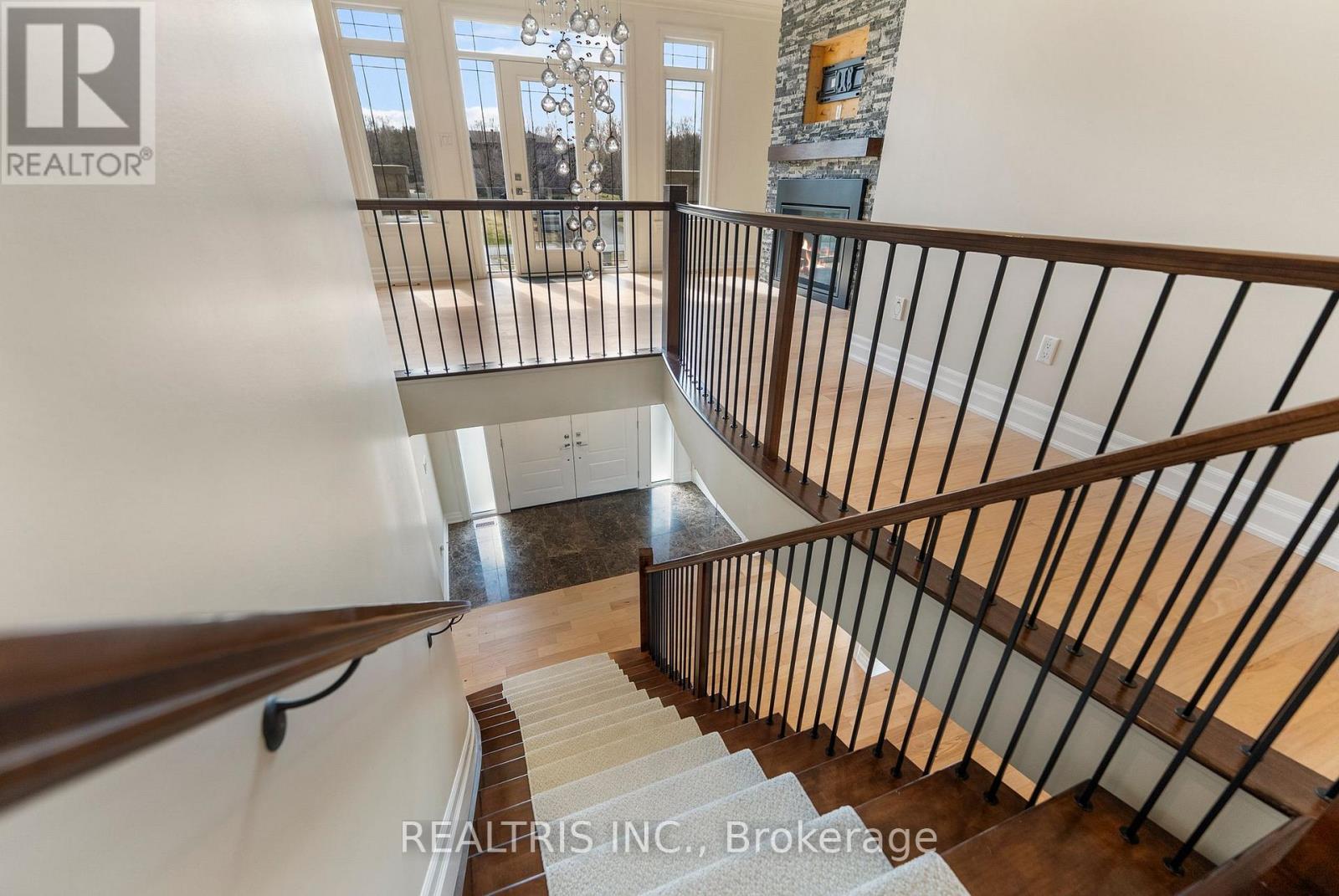 5813 Red Castle Ridge, Ottawa, Ontario  K4M 0A4 - Photo 11 - X12998464