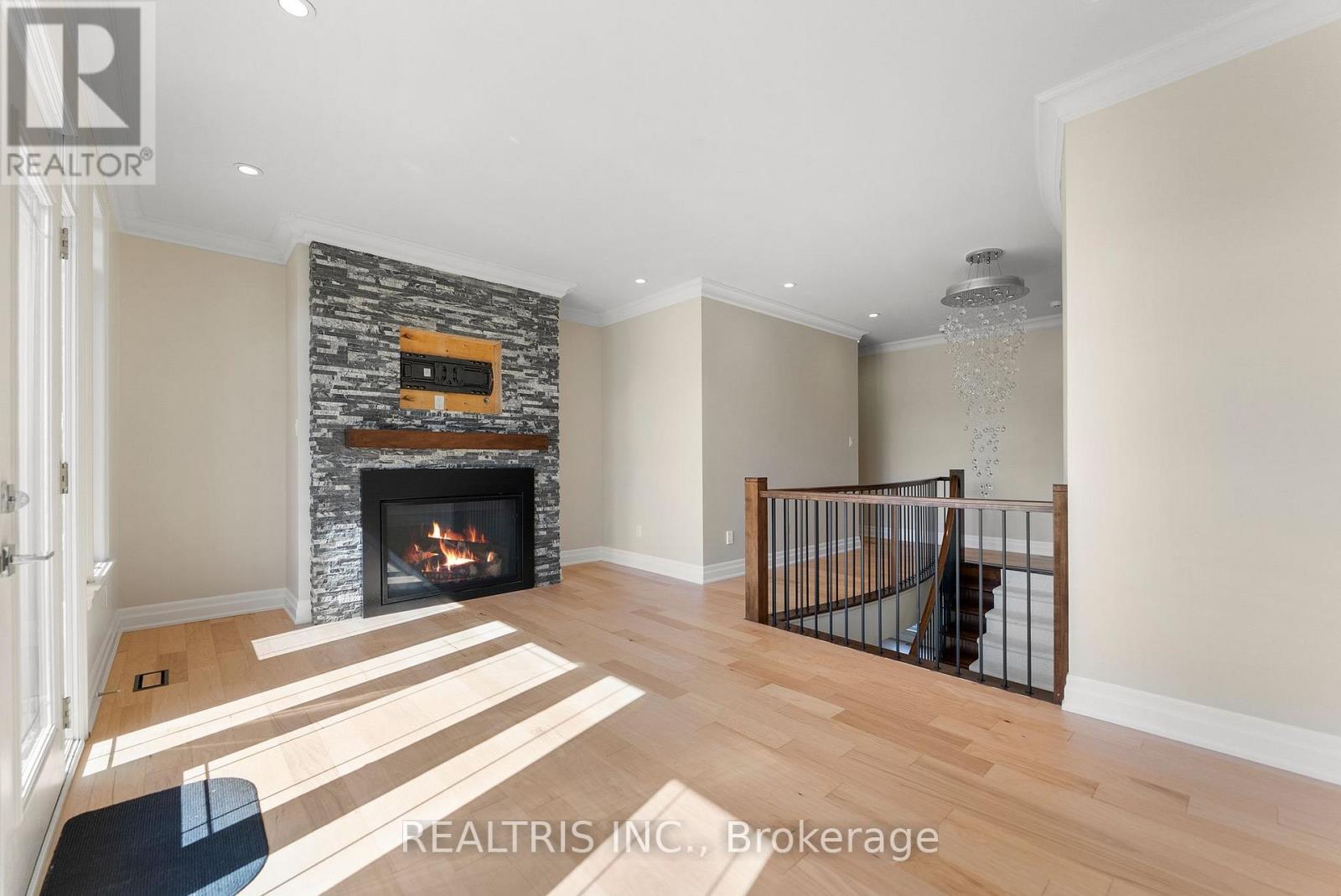 5813 Red Castle Ridge, Ottawa, Ontario  K4M 0A4 - Photo 12 - X12998464