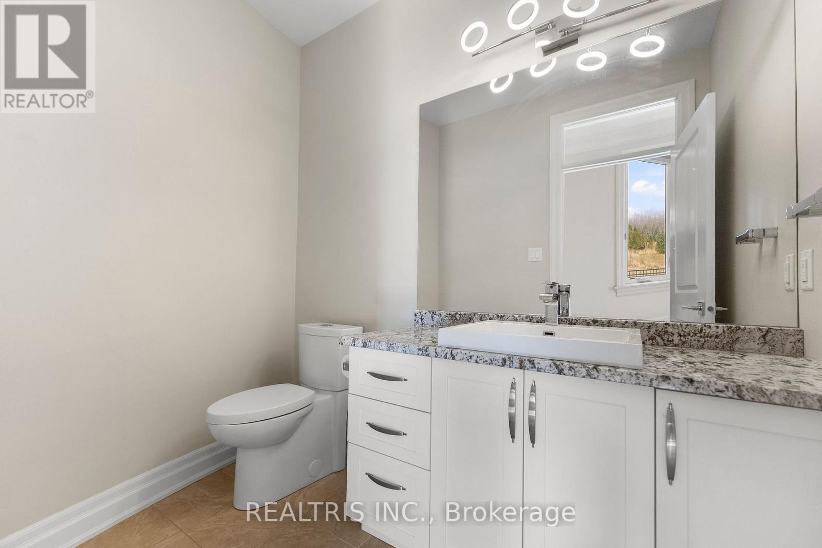 5813 Red Castle Ridge, Ottawa, Ontario  K4M 0A4 - Photo 22 - X12998464