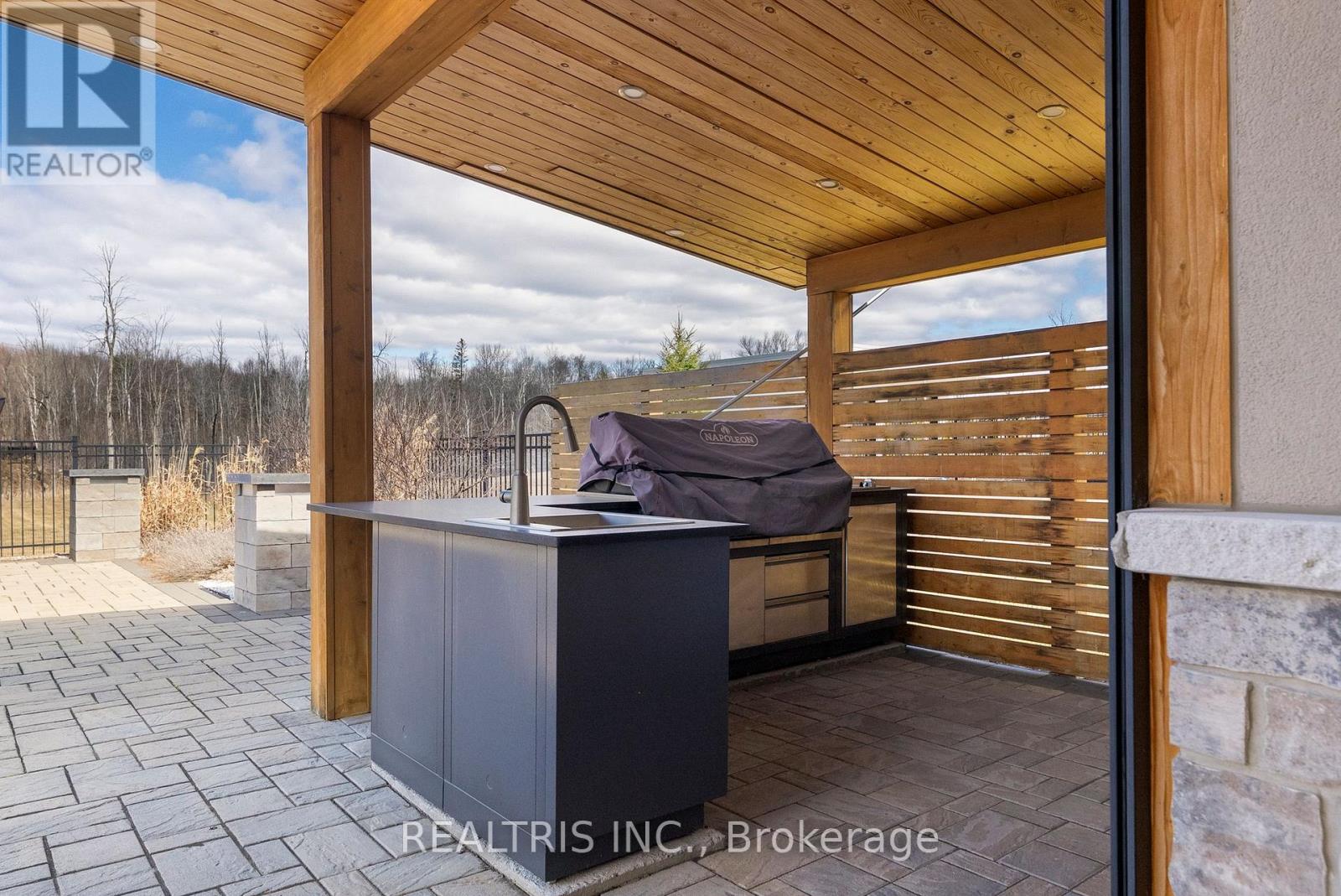 5813 Red Castle Ridge, Ottawa, Ontario  K4M 0A4 - Photo 36 - X12998464