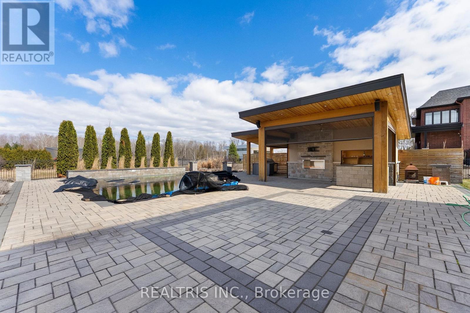 5813 Red Castle Ridge, Ottawa, Ontario  K4M 0A4 - Photo 38 - X12998464