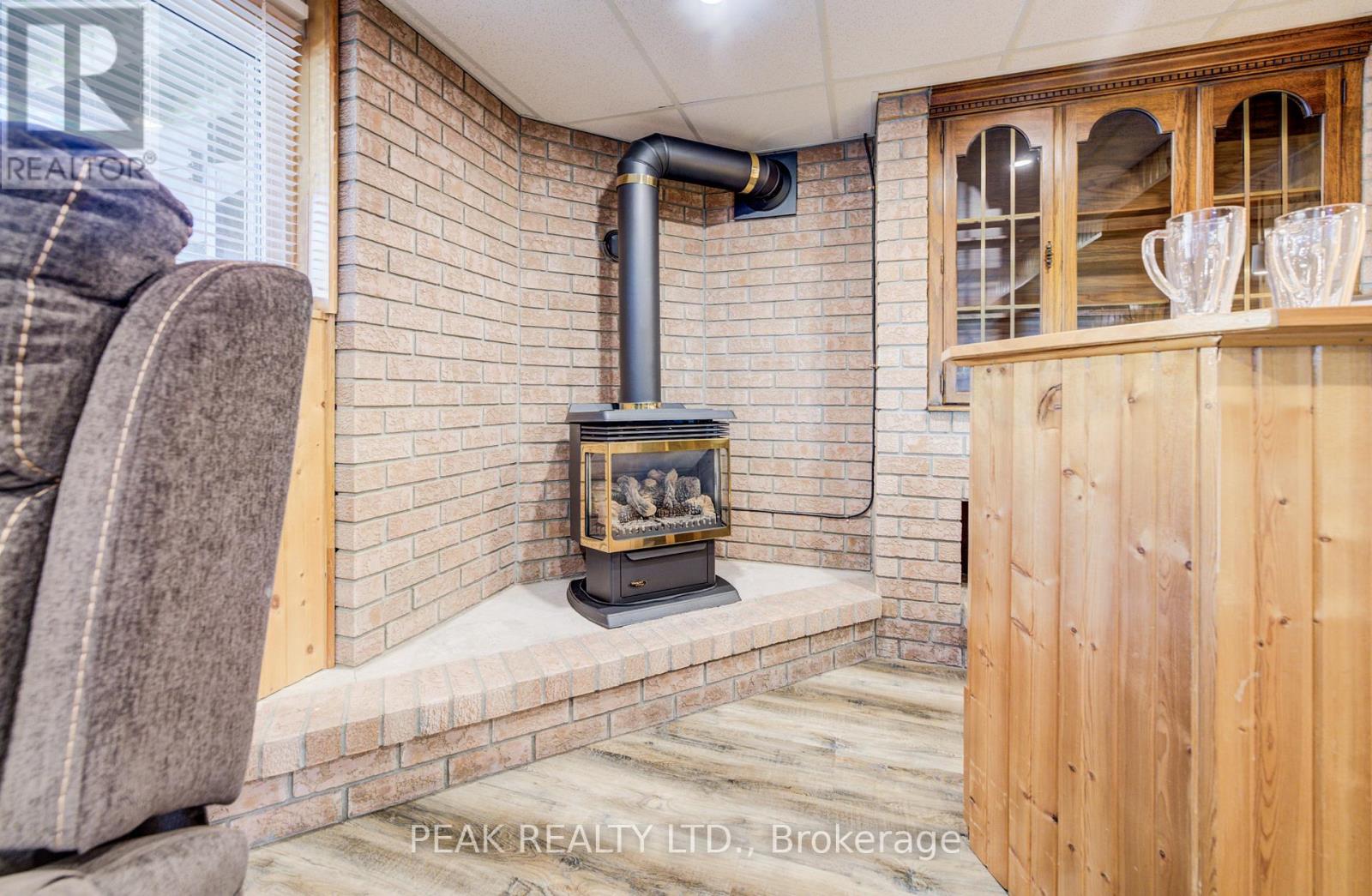 24 Farmington Place, Kitchener, Ontario  N2P 1Y3 - Photo 36 - X12998496