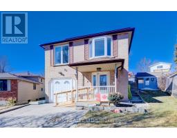 24 FARMINGTON PLACE, Kitchener, Ontario