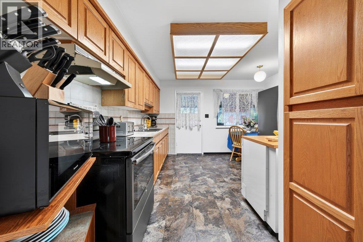 3833 Killarney Street, Port Coquitlam, British Columbia  V3B 3G5 - Photo 5 - R3111276