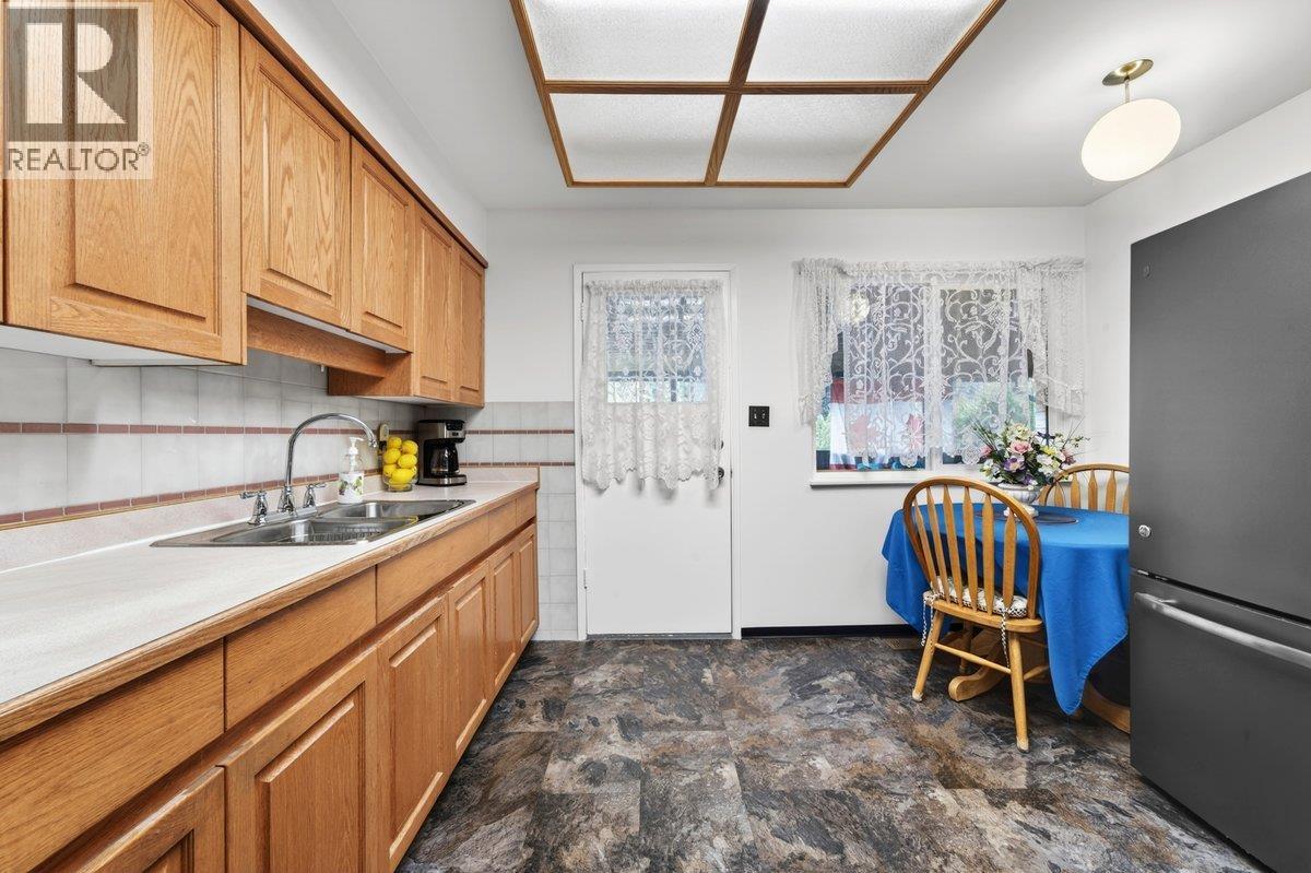 3833 Killarney Street, Port Coquitlam, British Columbia  V3B 3G5 - Photo 7 - R3111276