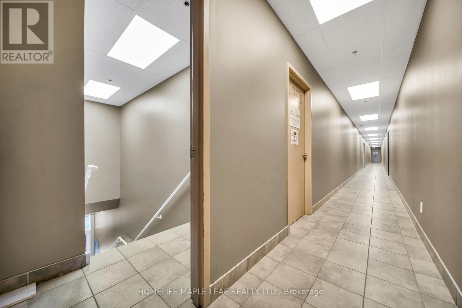 214 - 5 Brisdale Drive, Brampton, Ontario  L7A 0S9 - Photo 6 - W12993072