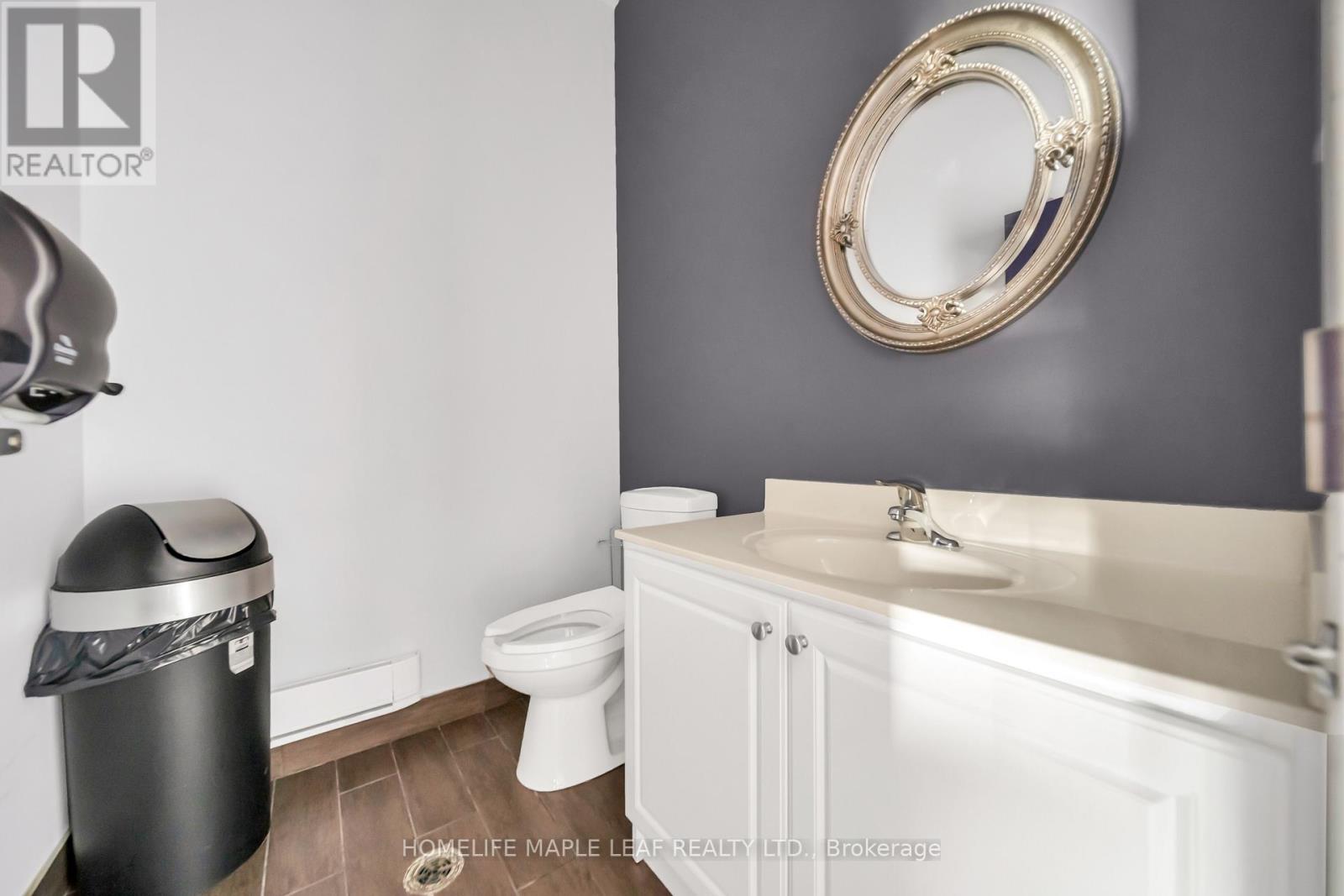 214 - 5 Brisdale Drive, Brampton, Ontario  L7A 0S9 - Photo 10 - W12993072