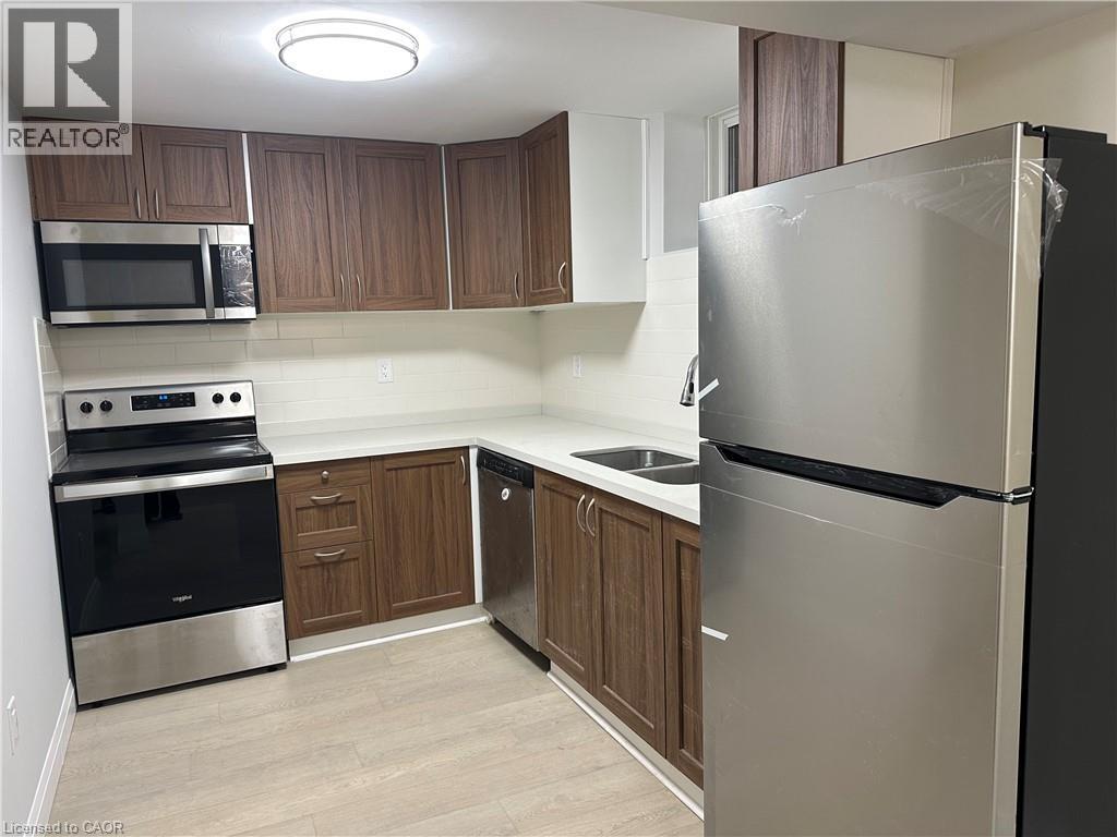 54 West 1st Street, Hamilton, Ontario  L9C 3C1 - Photo 3 - 40820871