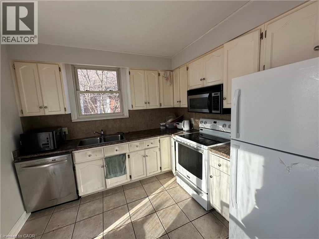 54 West 1st Street, Hamilton, Ontario  L9C 3C1 - Photo 4 - 40820871