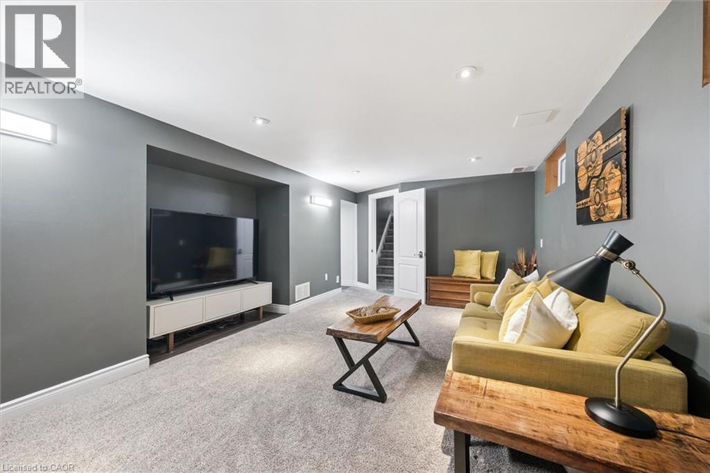 65 Schweitzer Street, Kitchener, Ontario  N2K 1B5 - Photo 24 - 40819831