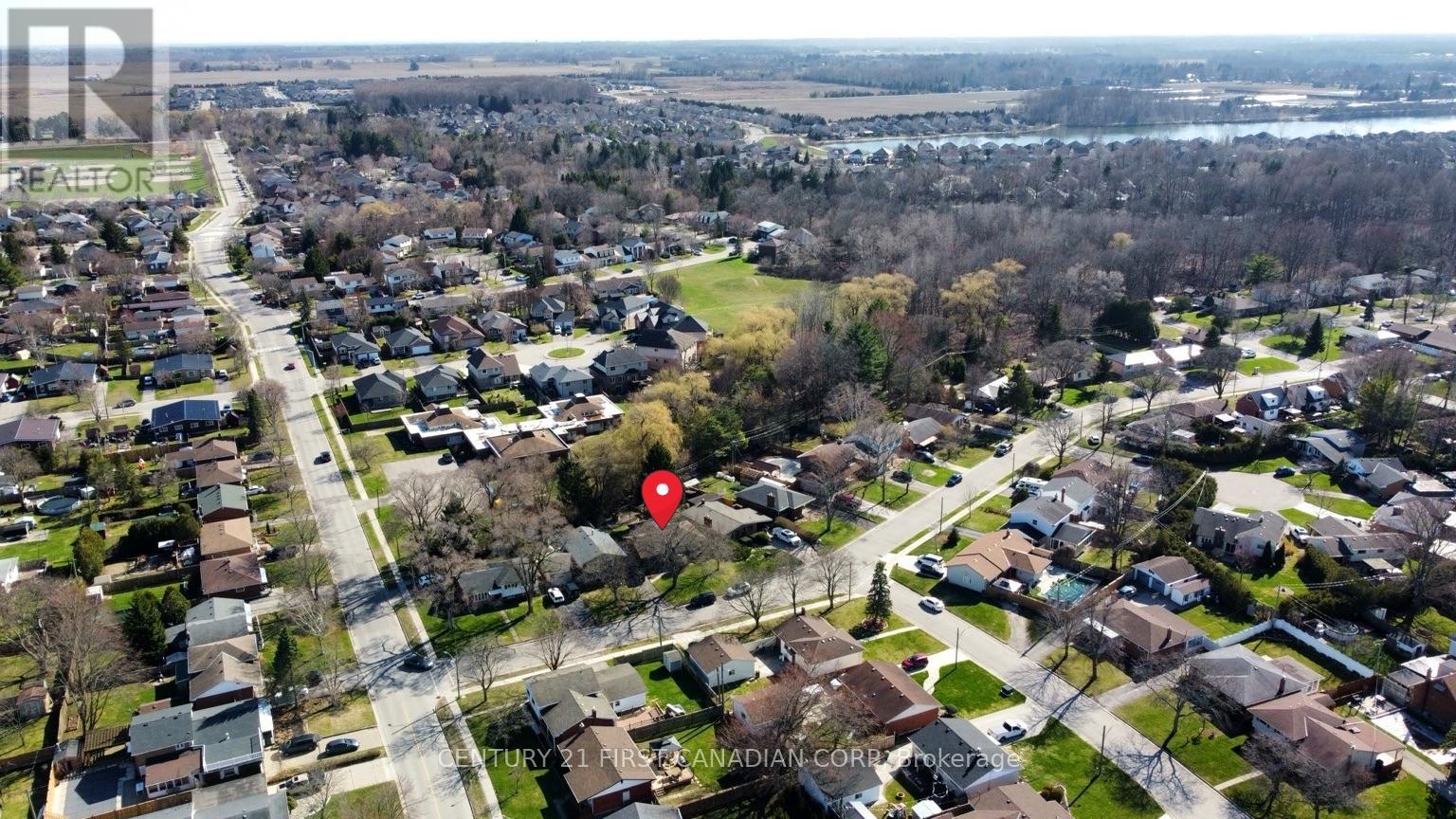 25 Glanworth Avenue, St. Thomas, Ontario  N5R 1E5 - Photo 3 - X12998610