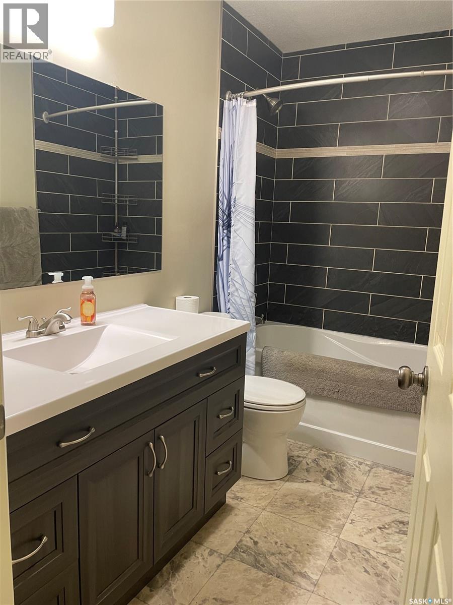 506 9th Street E, Wynyard, Saskatchewan  S0A 4T0 - Photo 12 - SK023953