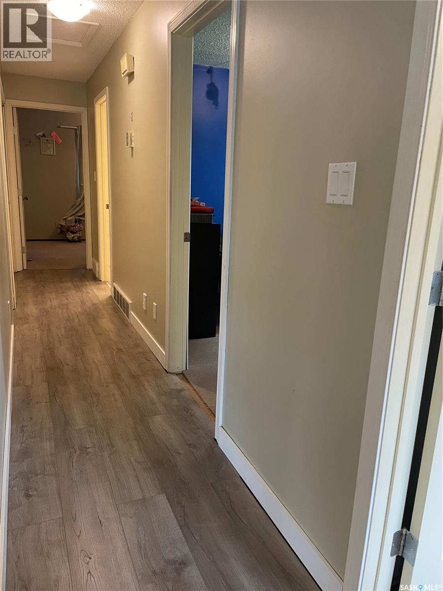 506 9th Street E, Wynyard, Saskatchewan  S0A 4T0 - Photo 11 - SK023953