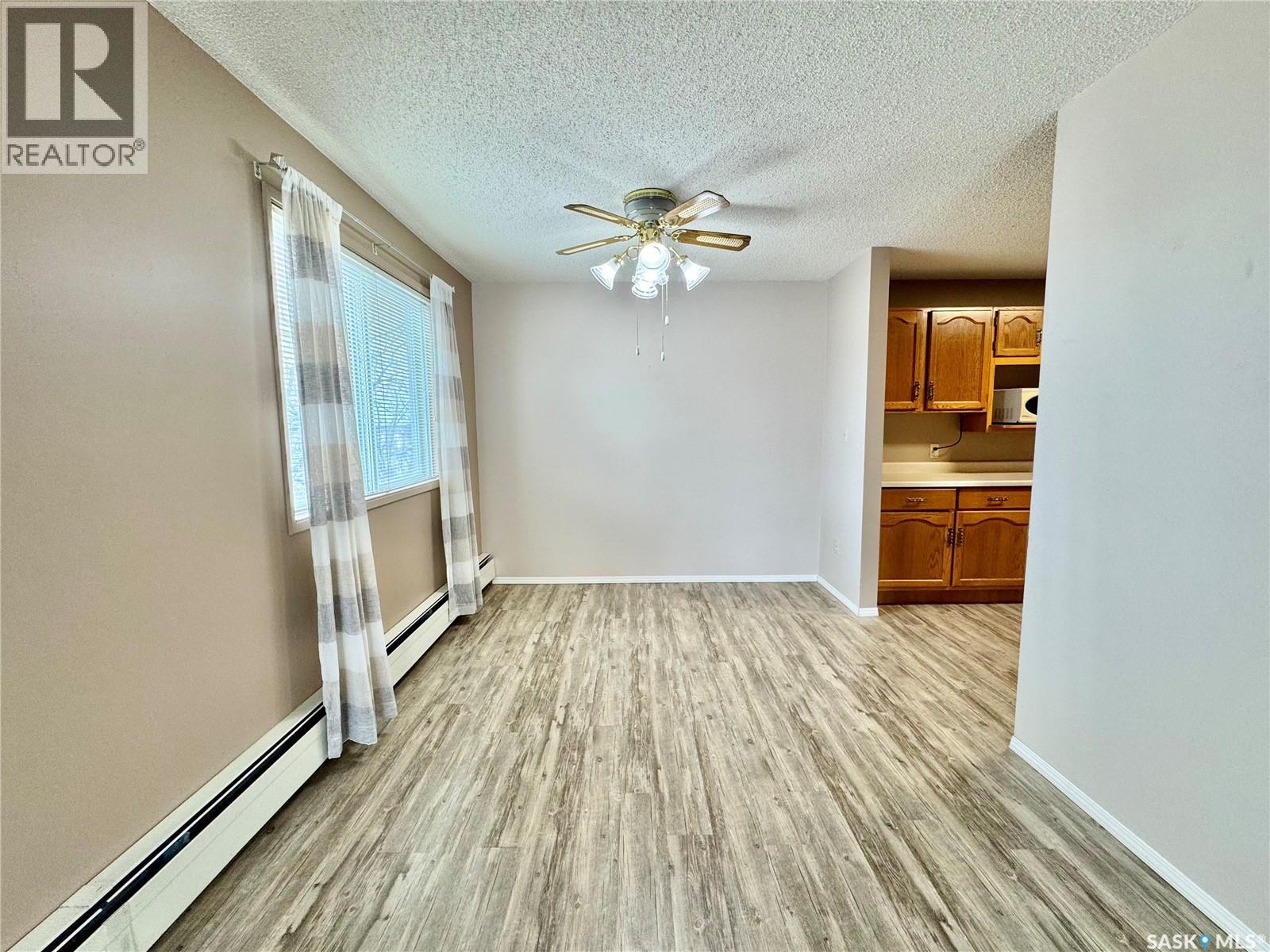 205 66 19th Street W, Prince Albert, Saskatchewan  S6V 7T6 - Photo 6 - SK031294