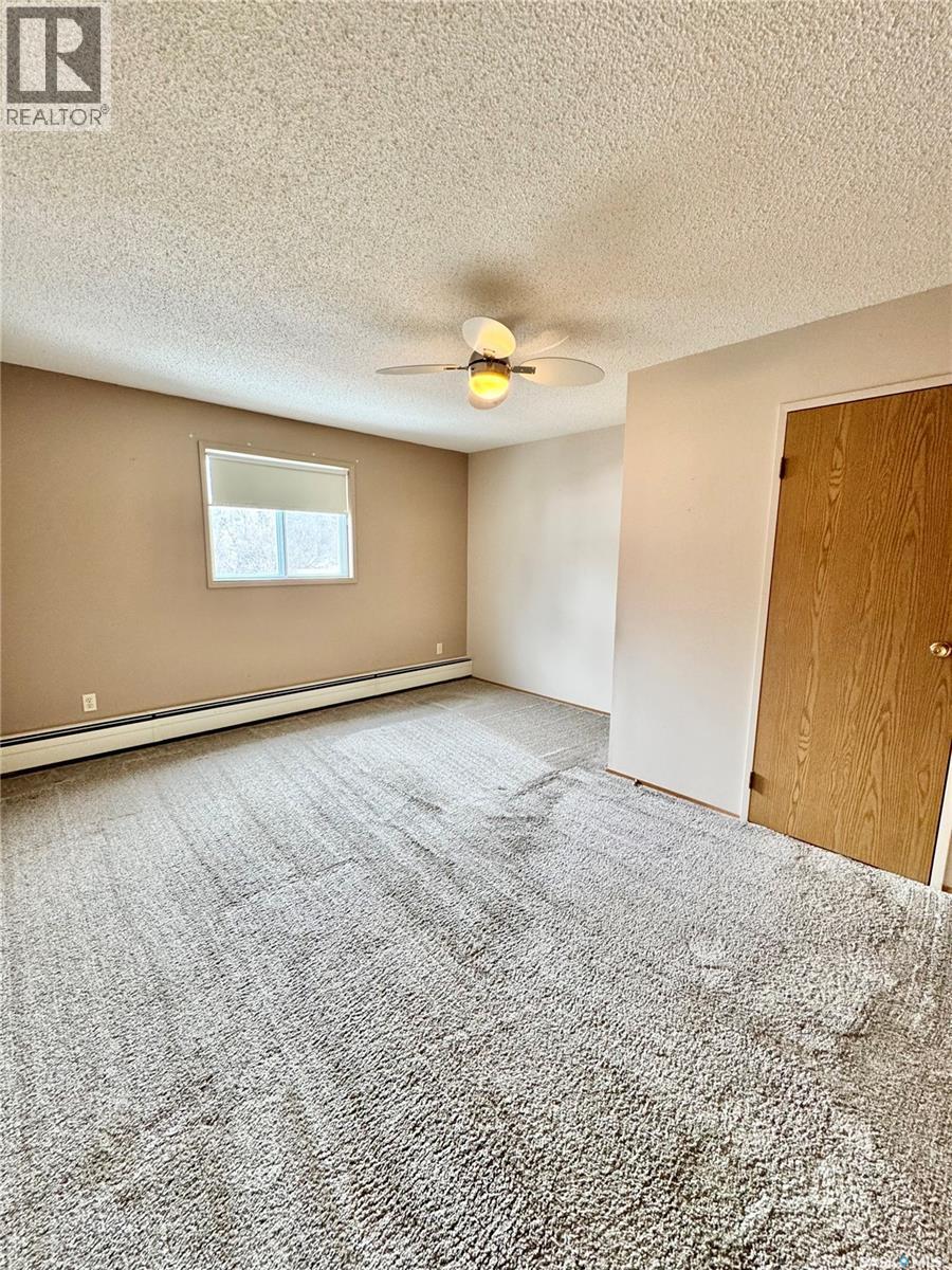 205 66 19th Street W, Prince Albert, Saskatchewan  S6V 7T6 - Photo 9 - SK031294