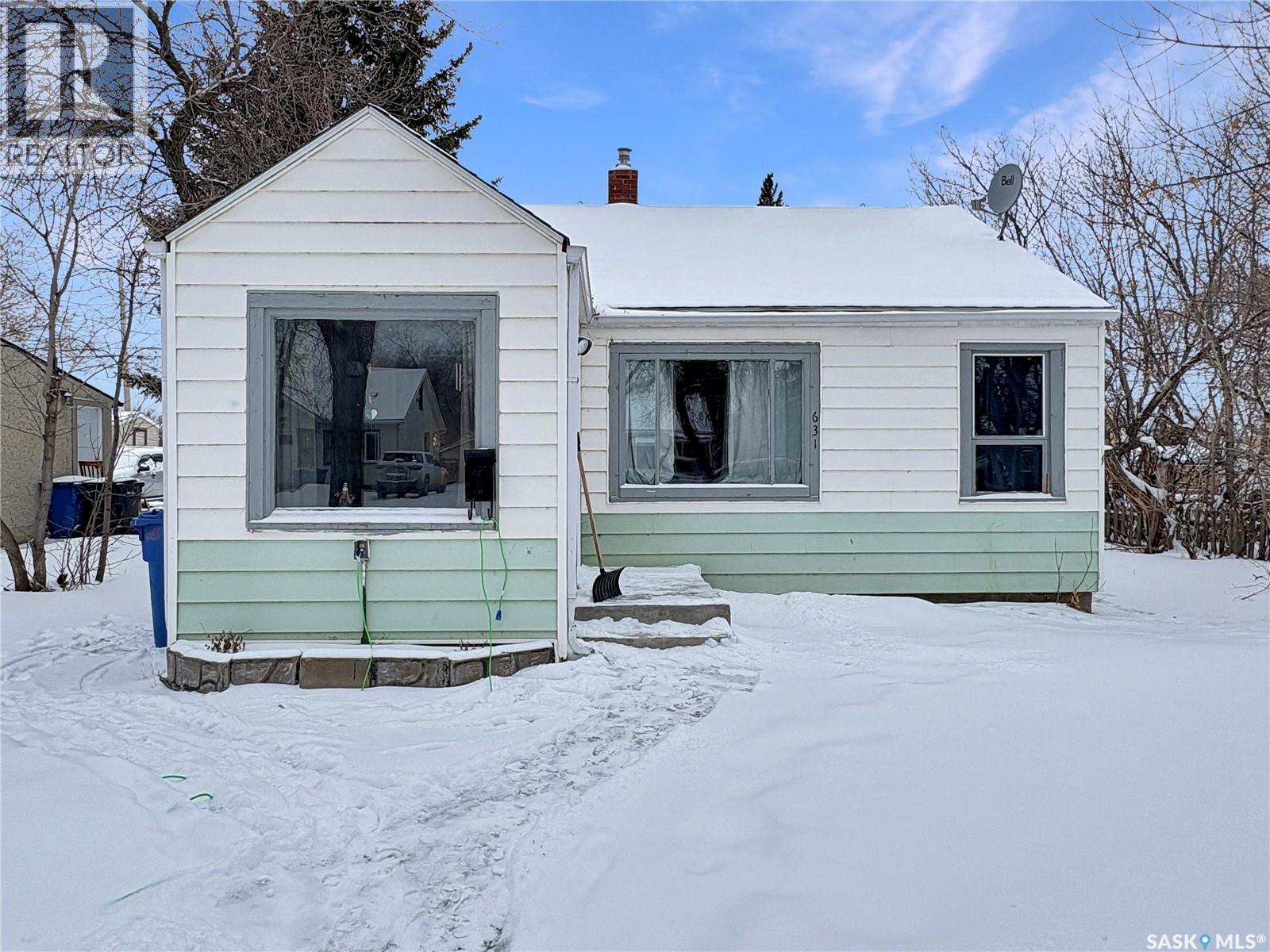 631 101st STREET, North Battleford, Saskatchewan