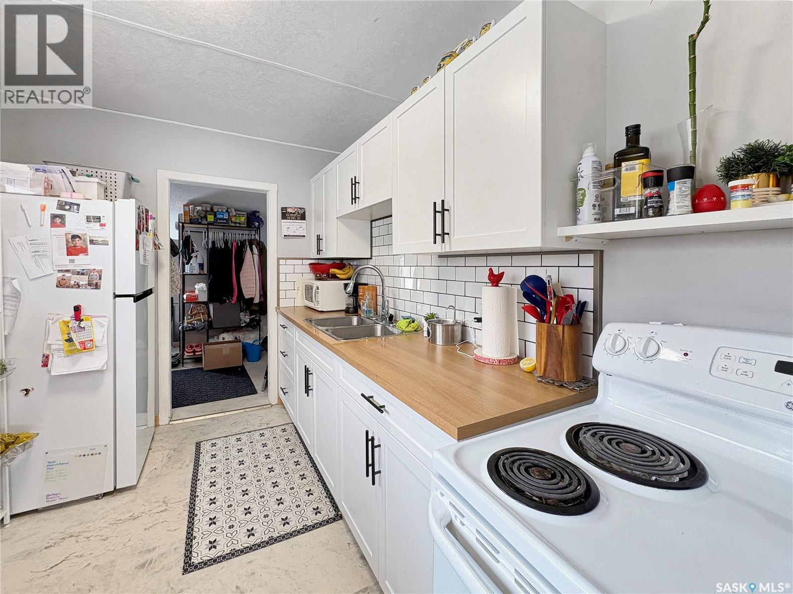 631 101st Street, North Battleford, Saskatchewan  S9A 0Y7 - Photo 12 - SK031337