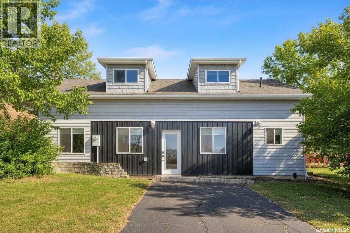 26 Alice Crescent, North Grove, Saskatchewan  S0H 4C0 - Photo 2 - SK031522