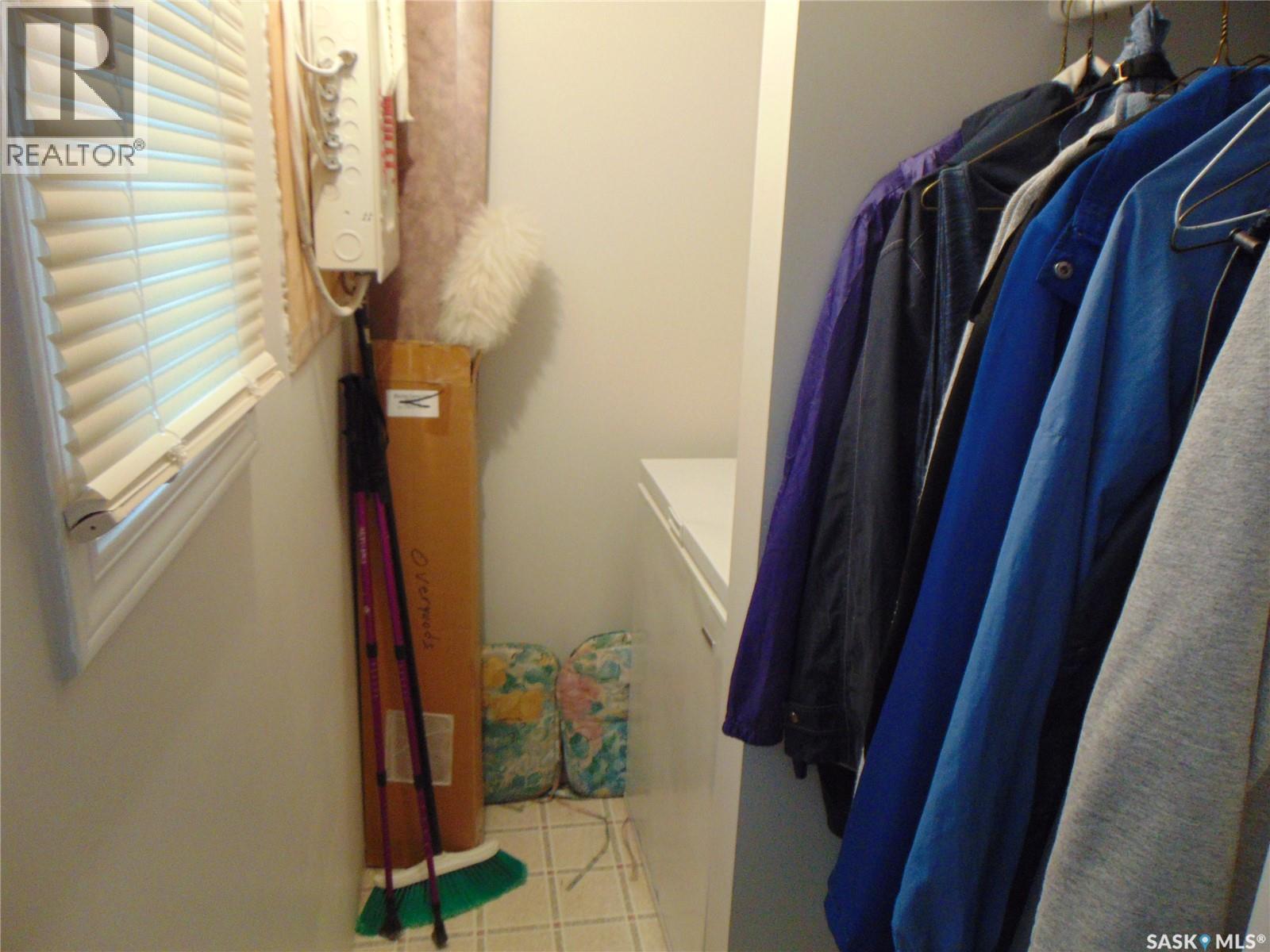 1558 Eagle Street, Prince Albert National Park, Saskatchewan  S0J 0N0 - Photo 14 - SK032713