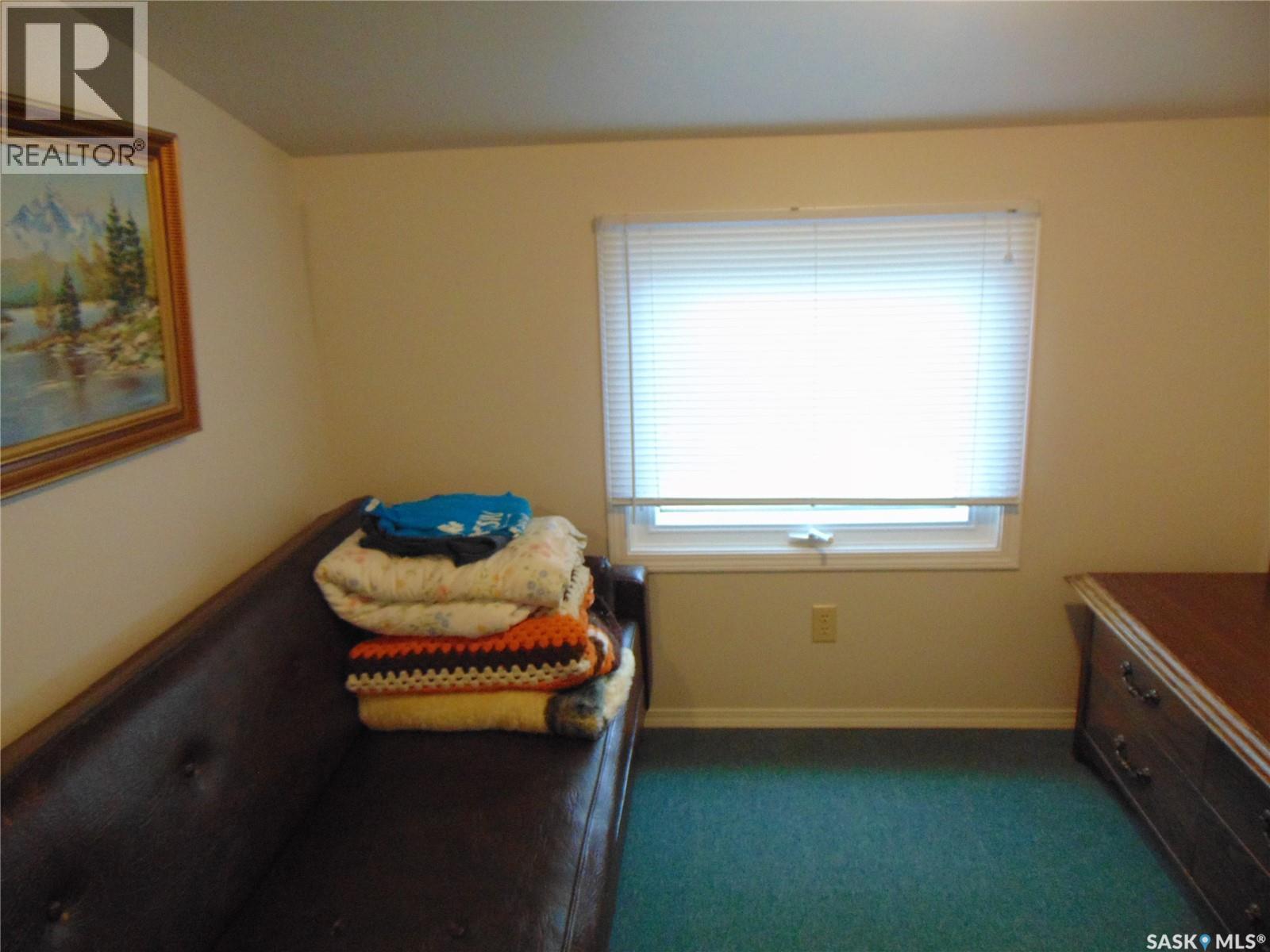 1558 Eagle Street, Prince Albert National Park, Saskatchewan  S0J 0N0 - Photo 17 - SK032713