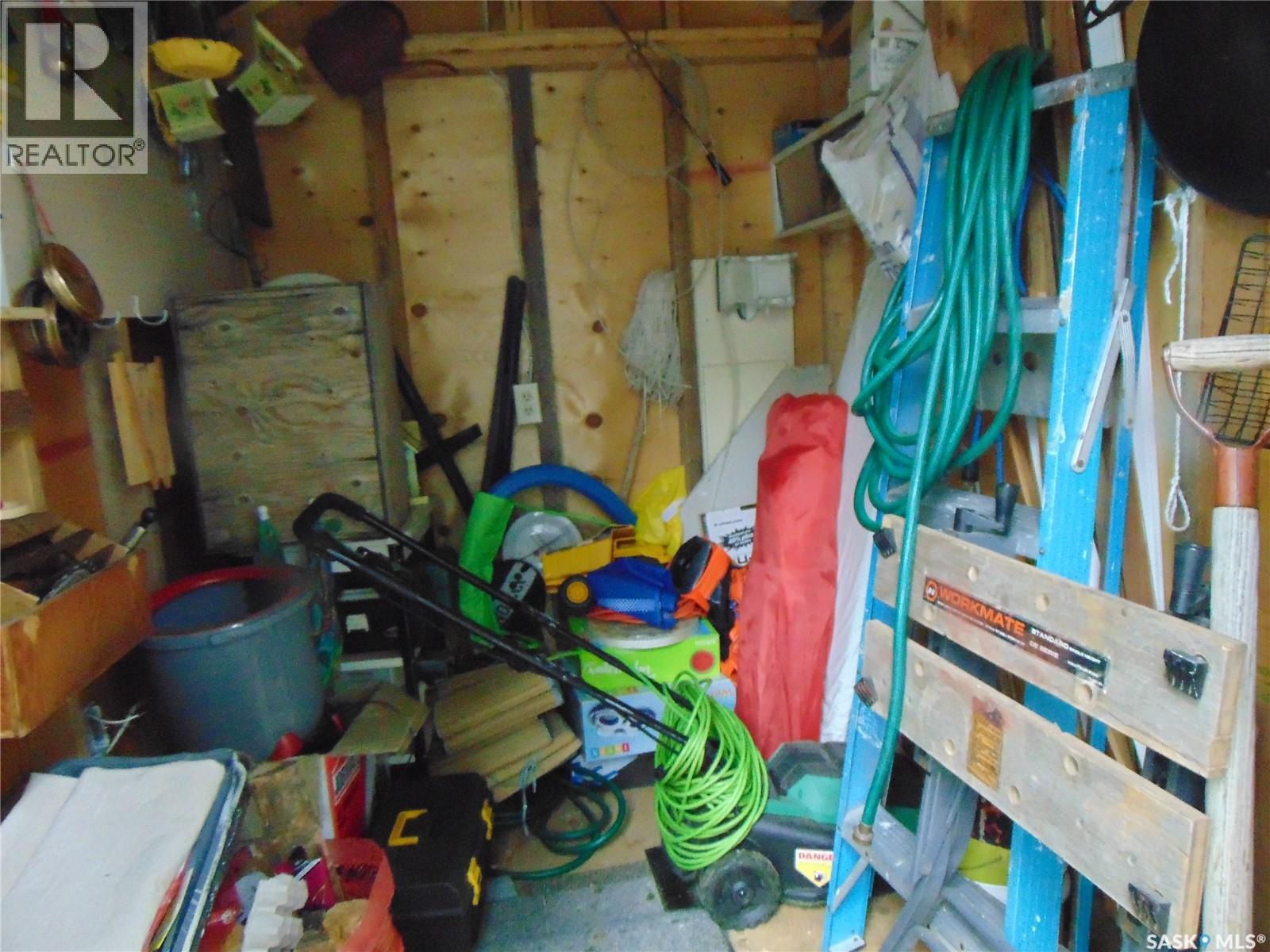 1558 Eagle Street, Prince Albert National Park, Saskatchewan  S0J 0N0 - Photo 23 - SK032713